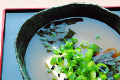 Savoring Miso Soup: Tofu & Seaweed’s Perfect Harmony