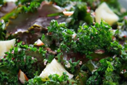 Refreshing Kale & Quinoa Salad with Zesty Lemon Dressing